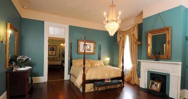 Degas House
