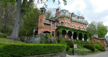 Harry Packer Mansion