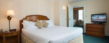 Terrace Hotel Rooms & Suites