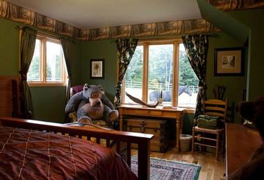 Rooms & Suites