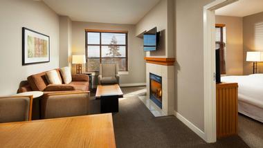 Rooms & Suites