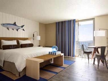 Rooms & Suites