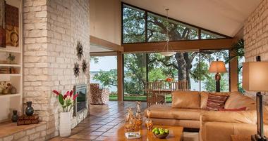 Inn on Lake Granbury