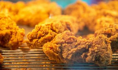 Best LAX Airport Restaurants in Terminals 6, 7 and 8