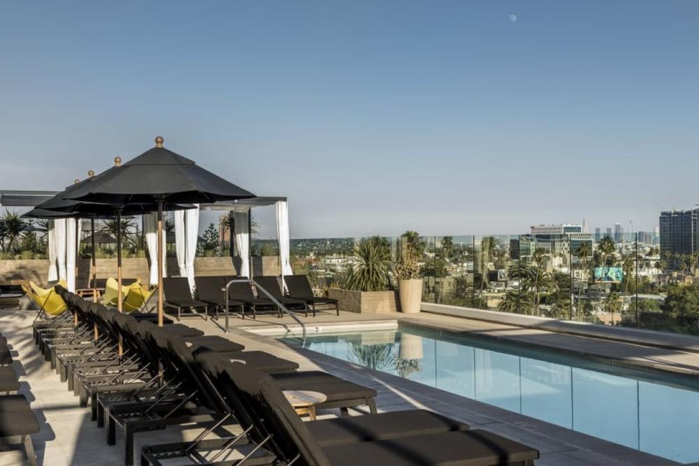 Relax in Modern, Cool Luxury at Kimpton Everly Hotel
