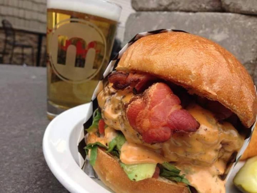 Catch the Game and Great Eats at Matty’s Bar and Grill