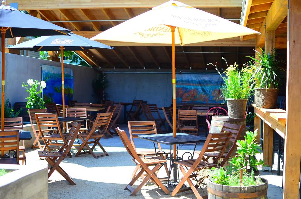 Catch Live Music, Craft Brews, and Chill Vibes at Alberta Street Pub