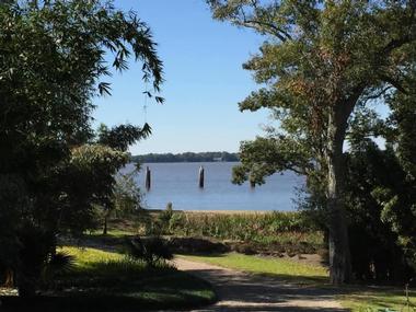 Book a cottage at Rip Van Winkle Gardens and spend a night