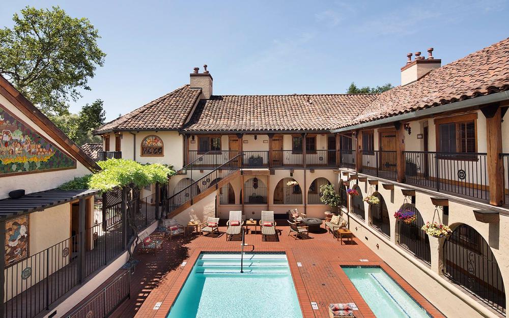 Step Into Rustic Elegance: Embrace Napa Warmth at Rancho Caymus Inn