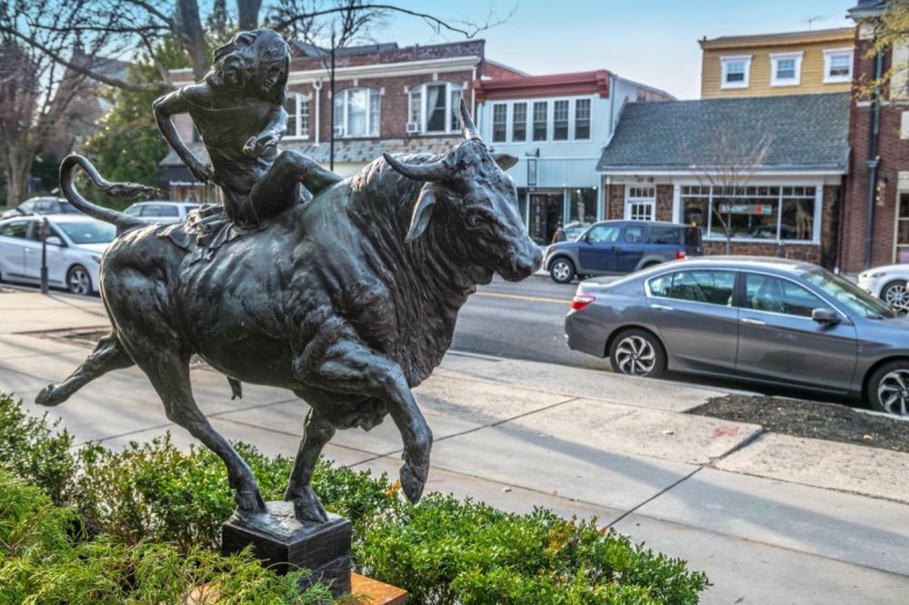 Go shopping in Haddonfield - Just 10 minutes from downtown Philadelphia