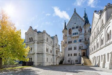 Getting to Neuschwanstein Castle from Munich on a Tour