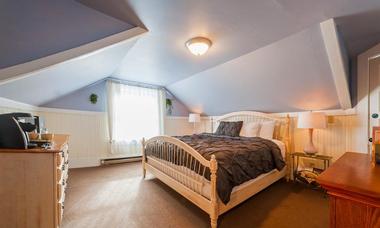Rooms & Suites