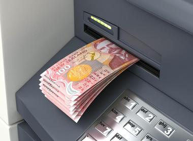 Using Credit Cards or Other Currencies in New Zealand