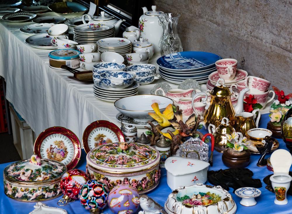 Hunt for Retro Gems in a Chic Setting at SoWa Vintage Market