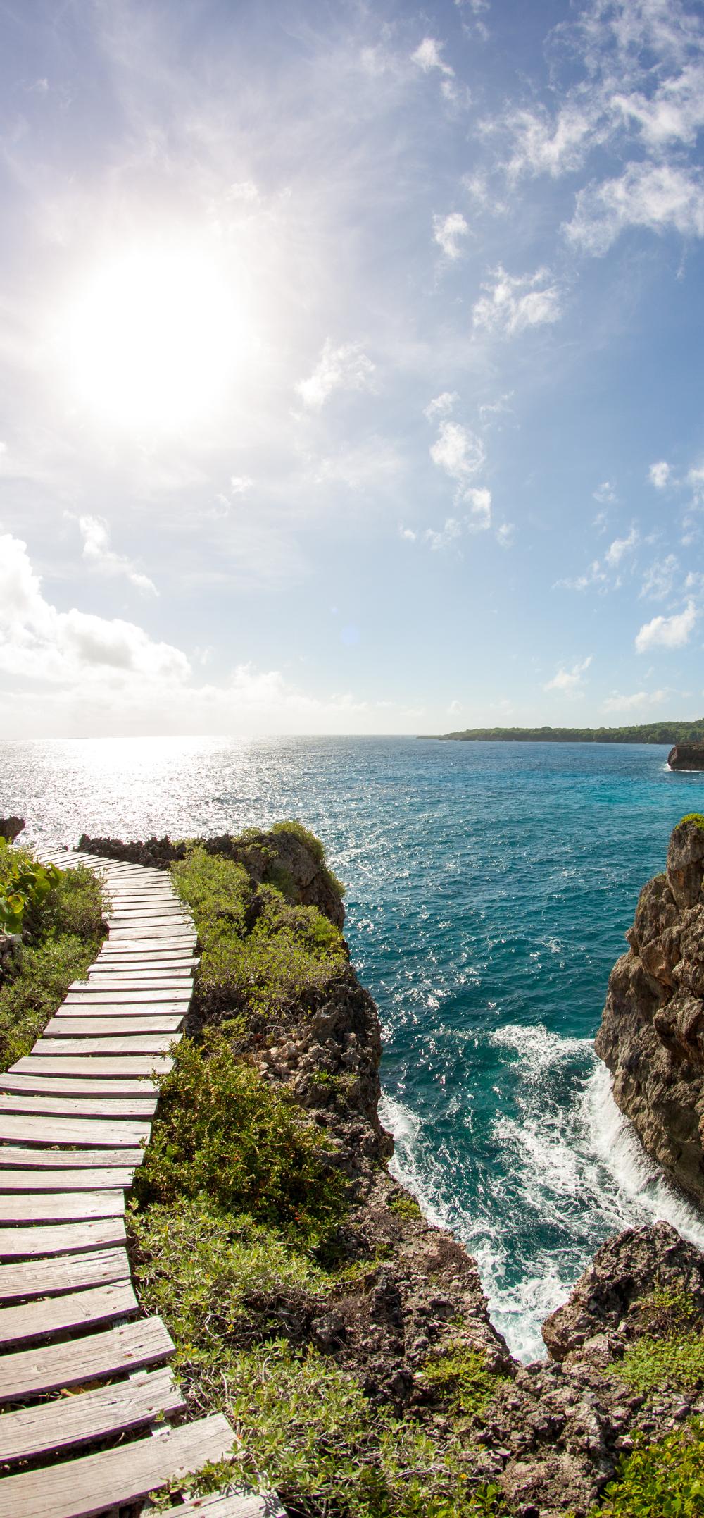 Boston Bay Beach - 25 minutes by car from Port Antonio
