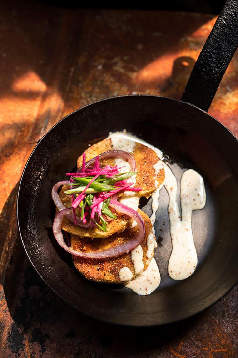 Taste Local Favorites at Last Resort Grill