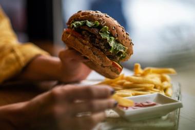 Best Logan Airport Restaurants in Terminal B