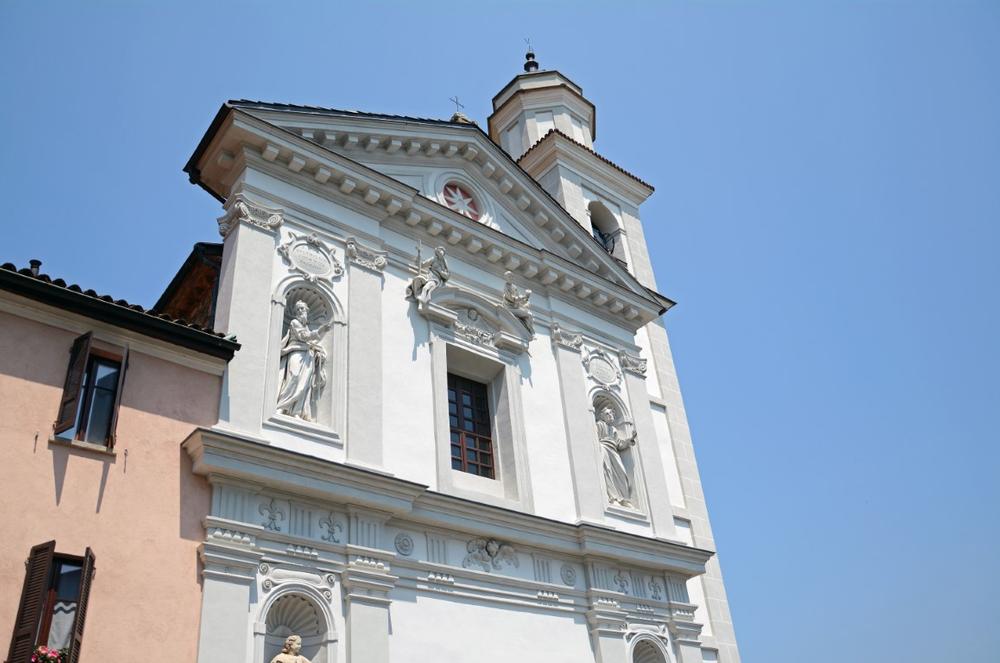 Wander the Picturesque Streets of Vico Morcote