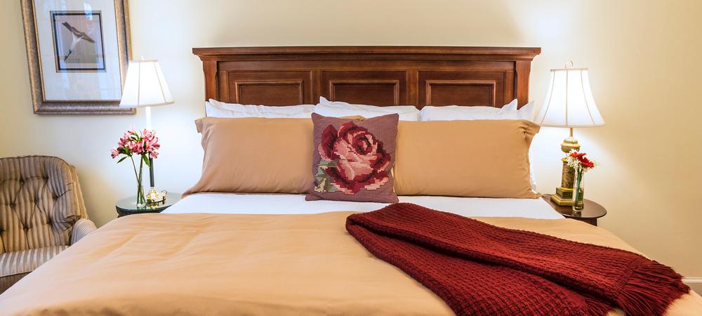 Savor gourmet breakfasts and enjoy vineyard views on a romantic couples weekend.
