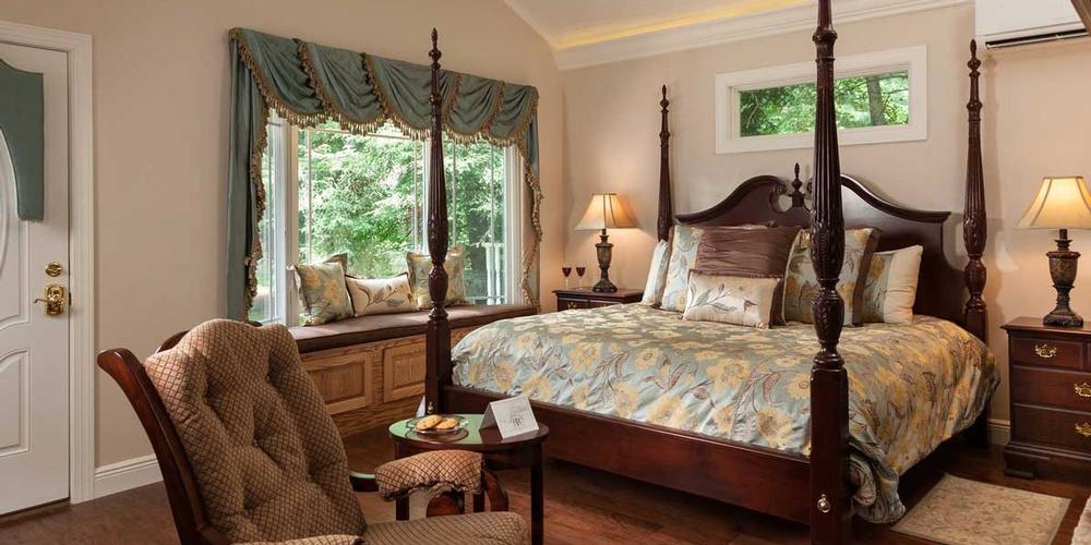 Admire charming décor and enjoy hearty breakfasts on an affordable couples retreat.
