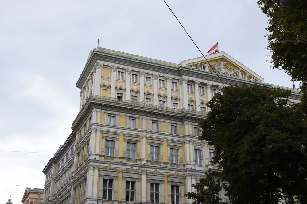If You Crave Royal Elegance, Book Hotel Imperial