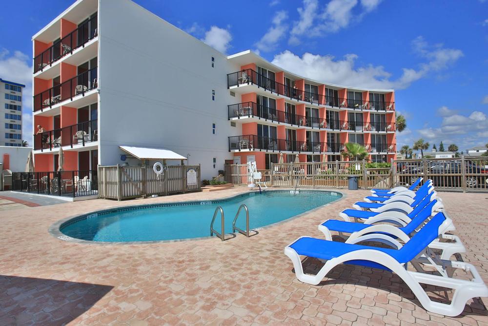 Wake to Waves and Sand Just Steps Away at Cove Motel Oceanfront