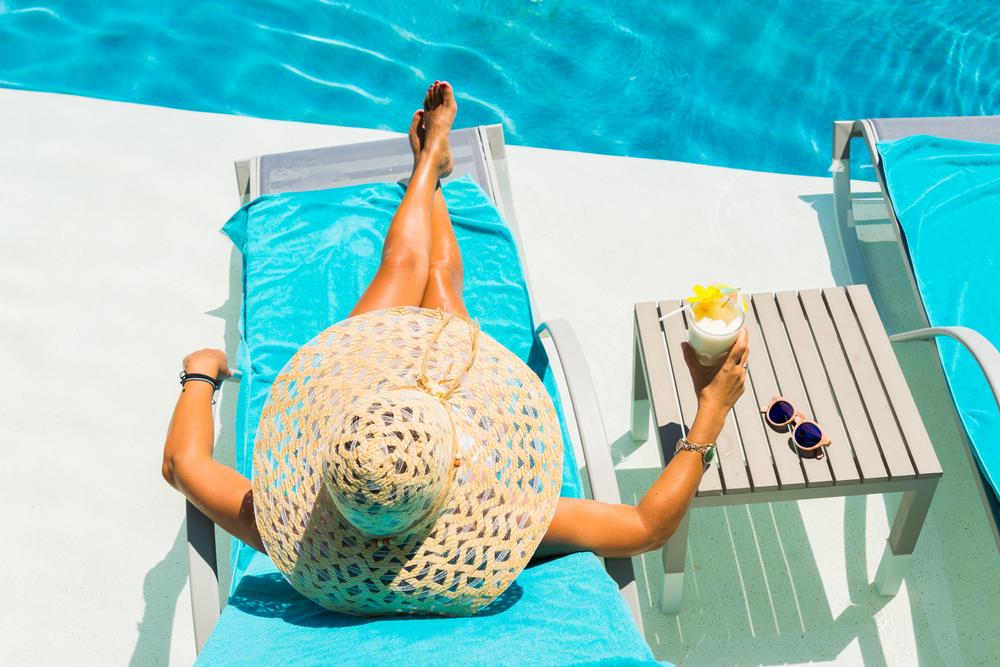 If You Want Affordability With a View, Book Days Inn Tropical Seas