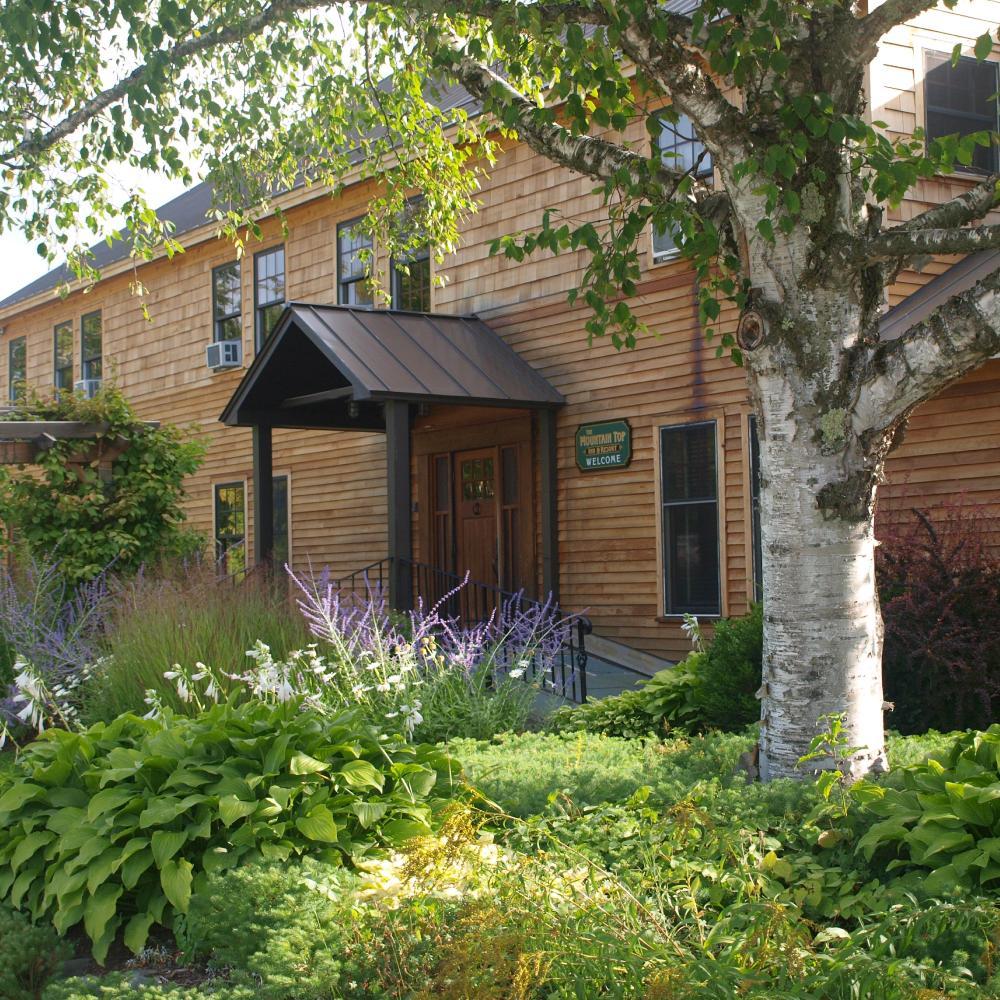 Mountain Top Inn & Resort: Spring Stillness in the Green Mountains