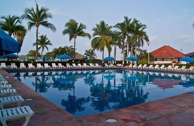 Qualton Club Ixtapa - All Inclusive