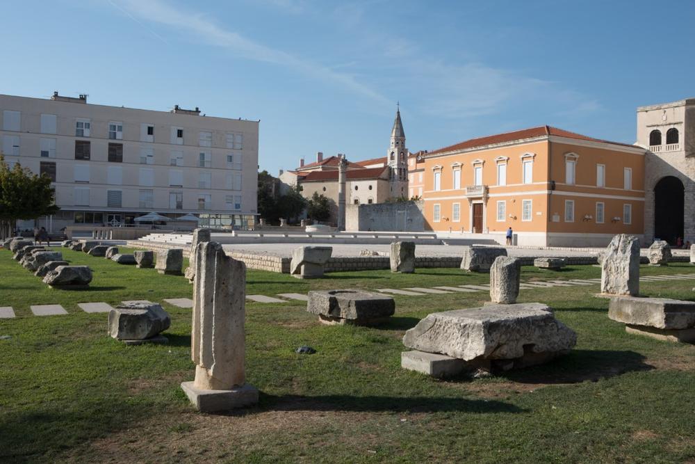 If Roman Ruins and Open-Air History Excite You, Wander The Forum