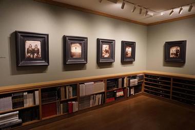 Howard Greenberg Gallery