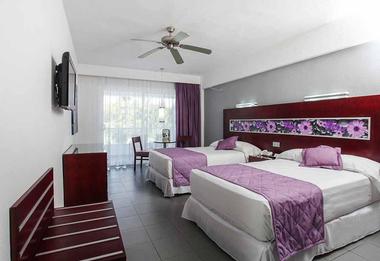 All-inclusive Resorts in the Dominican Republic: Riu Naiboa Beach Resort Punta Cana
