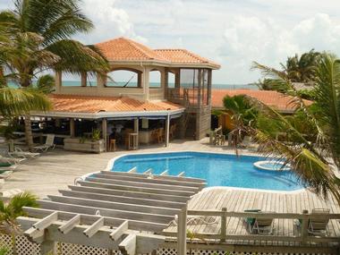 Ambergris Caye Hotels: Seabreeze Hotel