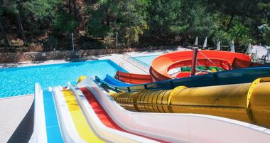 9 Best Colorado Waterparks