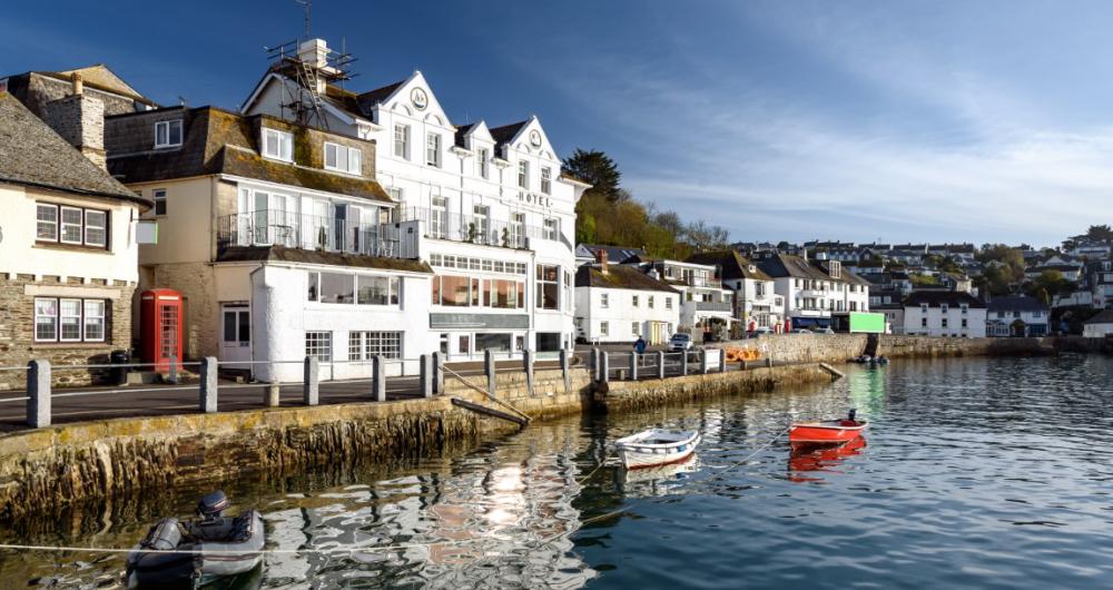 21 Best Cornwall Hotels & Villas UK