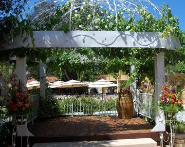 Wedding Venues in Fallbrook, California: Whispering Oaks Terrace