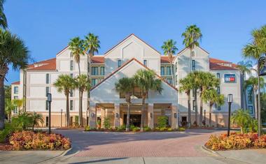Family Hotels in Orlando: Sonesta ES Suites Orlando