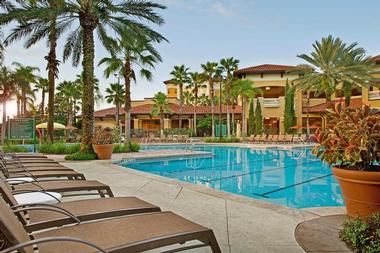 Resorts Near Me: Floridays Resort Orlando