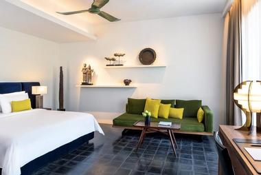 Asia Hotels: Viroth's Hotel
