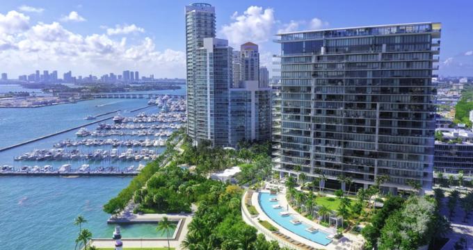 25 Best Miami Beach Hotels & Resorts