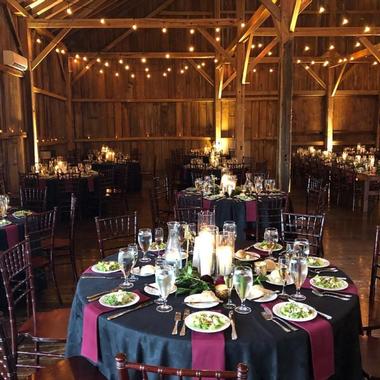 Indoor Wedding Venues Near Me: The Barn at Stoneybrooke