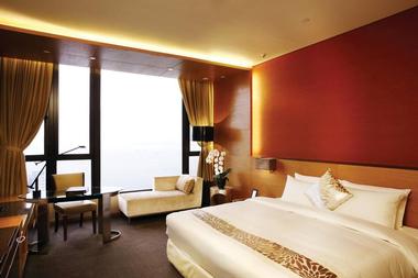 The T Hotel