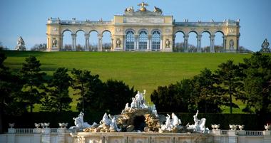 25 Best Romantic Getaways in Vienna 