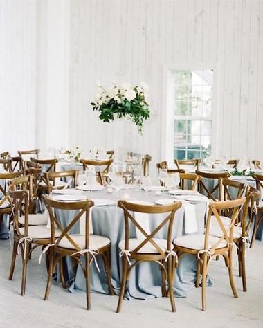Places to Get Married: The White Sparrow Barn