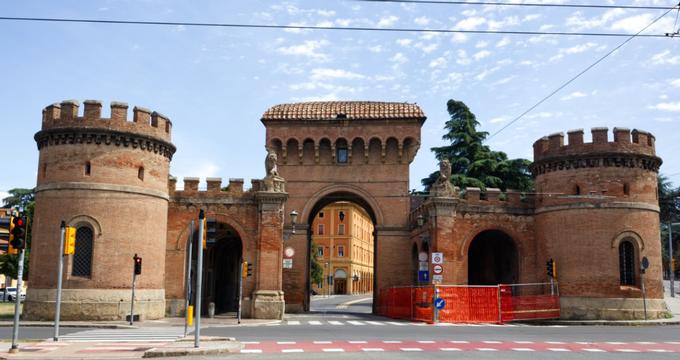 24 Best Things to Do in Bologna, Italy