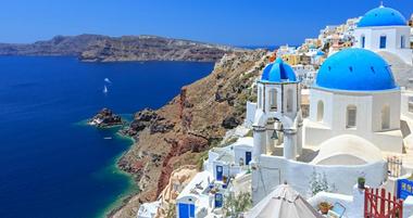 25 Best Things to Do in Santorini