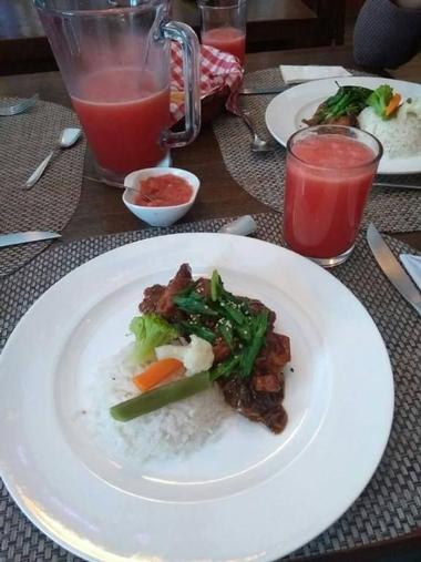 Cosmo Cafe