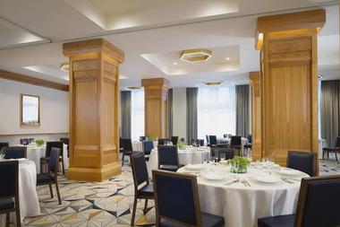 Indoor Wedding Venues Near Me: Kimpton Schofield Hotel