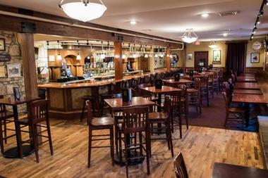 Wedding Venues in Flagstaff, Arizona: Weatherford Hotel