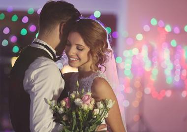 Wedding Venues in Sandusky, Ohio: The Colonnade